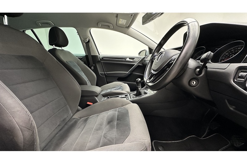 Volkswagen Golf TSI BlueMotion Tech GT - U1736
