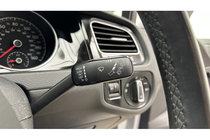 Volkswagen Golf TSI BlueMotion Tech GT - U1736