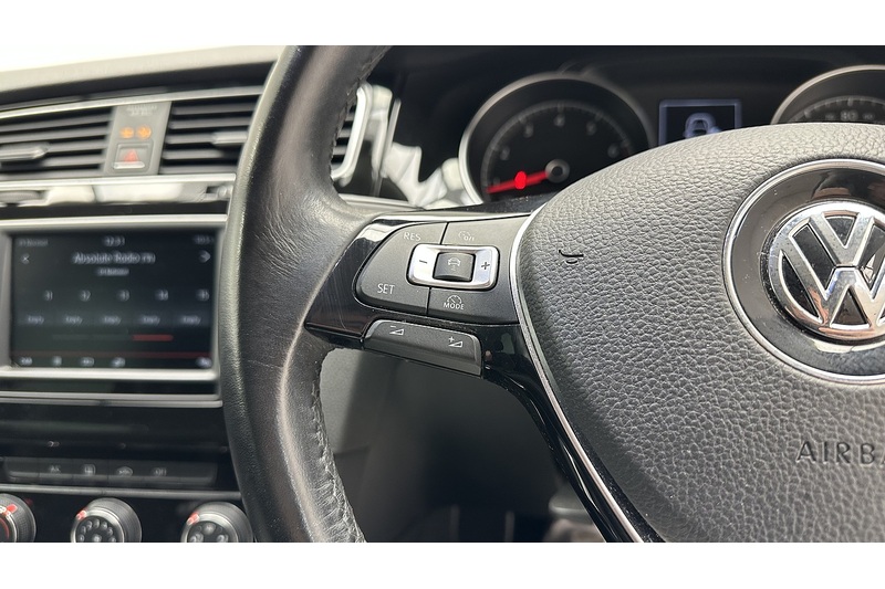 Volkswagen Golf TSI BlueMotion Tech GT - U1736