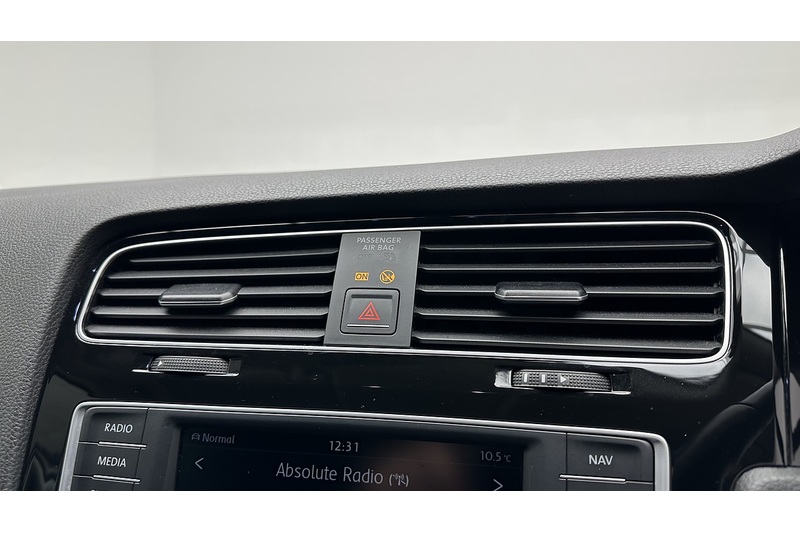 Volkswagen Golf TSI BlueMotion Tech GT - U1736