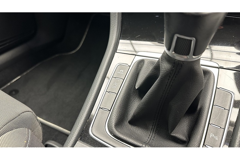 Volkswagen Golf TSI BlueMotion Tech GT - U1736