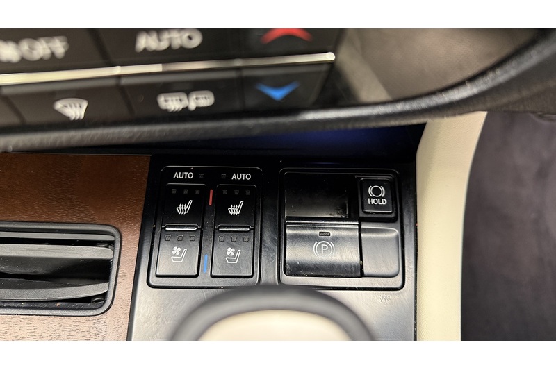 Lexus RX 450h Takumi - U1782