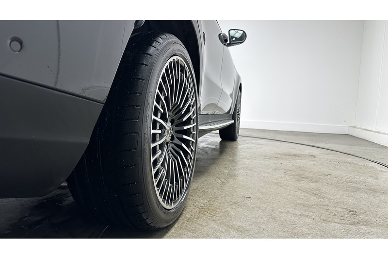 Mercedes-Benz EQC EQC 400 AMG Line - U1798