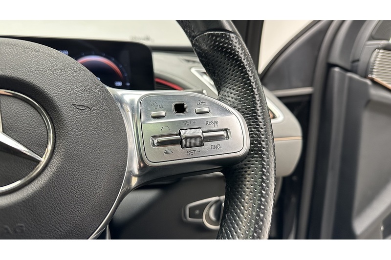 Mercedes-Benz EQC EQC 400 AMG Line - U1798