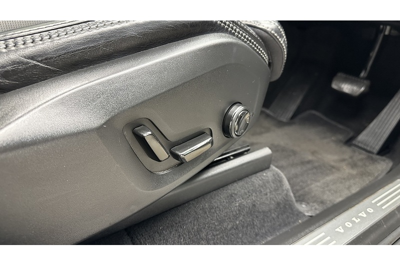 Volvo XC90 B5 MHEV Inscription Pro - U1817