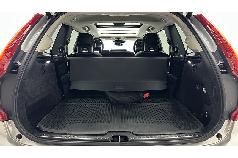 Volvo XC90 B5 MHEV Inscription Pro - U1817