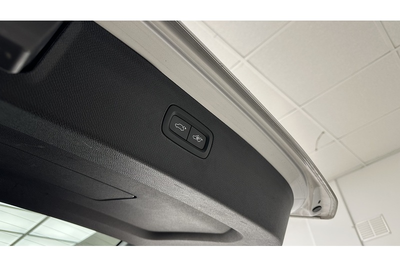 Volvo XC90 B5 MHEV Inscription Pro - U1817