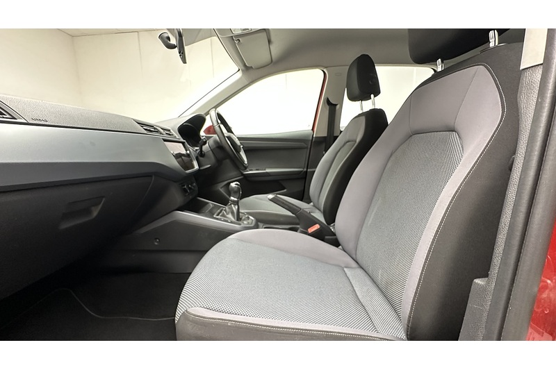 SEAT Arona TSI SE Technology - U1821
