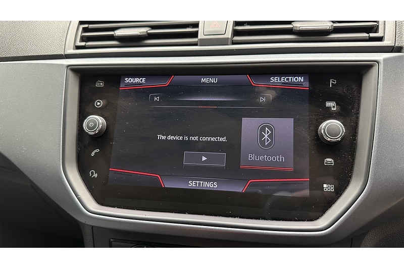 SEAT Arona TSI SE Technology - U1821