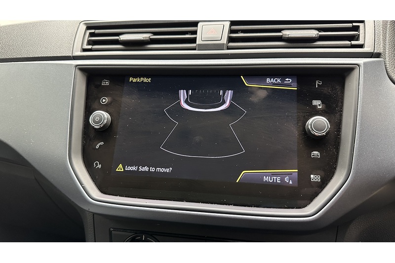 SEAT Arona TSI SE Technology - U1821