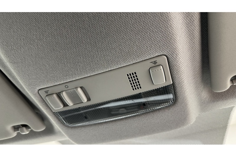 SEAT Arona TSI SE Technology - U1821