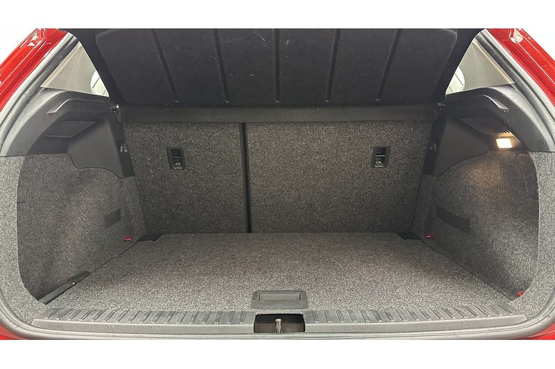 SEAT Arona TSI SE Technology - U1821