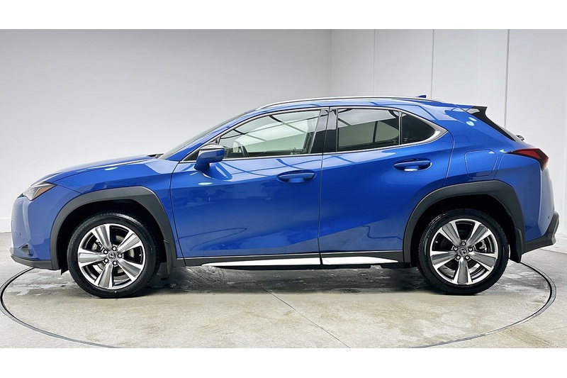 Lexus UX 300e Premium Plus - U1828