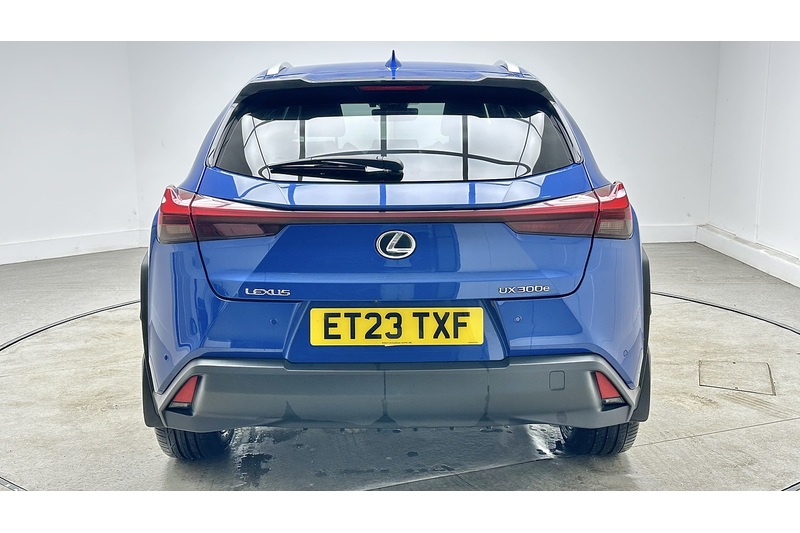 Lexus UX 300e Premium Plus - U1828