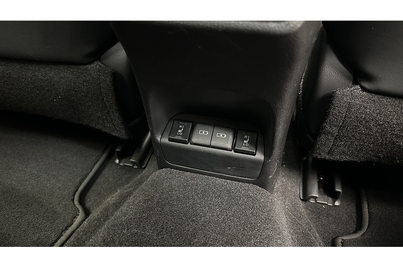 Lexus UX 300e Premium Plus - U1828
