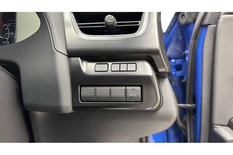 Lexus UX 300e Premium Plus - U1828