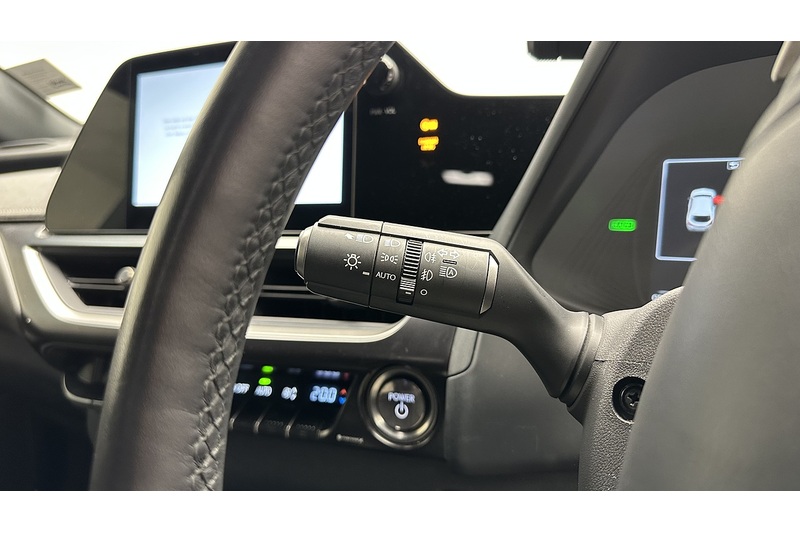 Lexus UX 300e Premium Plus - U1828