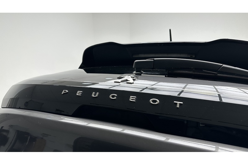Peugeot 208 PureTech GT Premium - U1853
