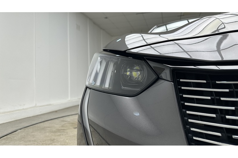 Peugeot 208 PureTech GT Premium - U1853