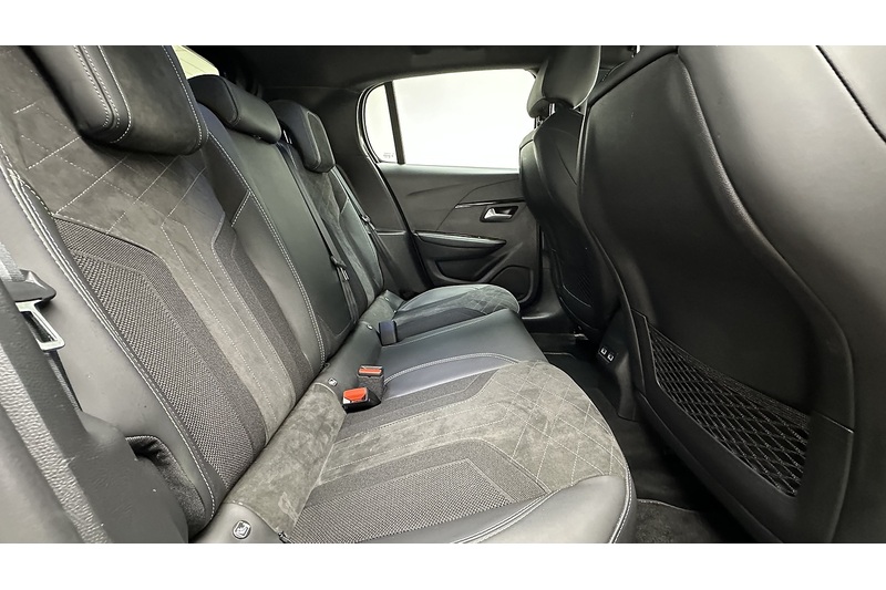 Peugeot 208 PureTech GT Premium - U1853