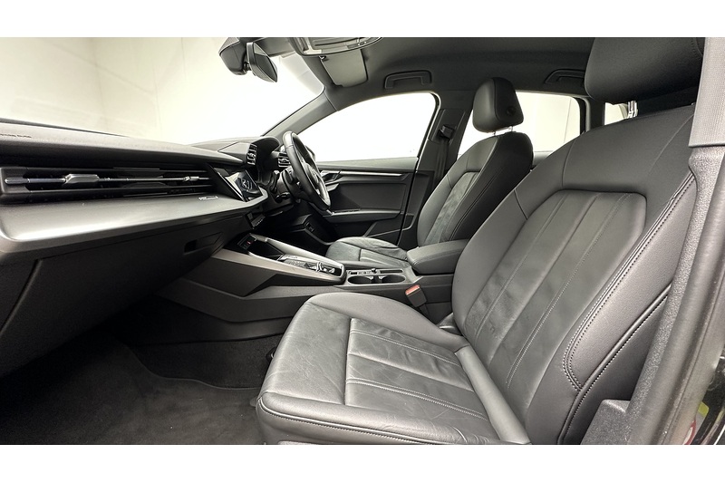 Audi A3 TFSIe Sport - U1869