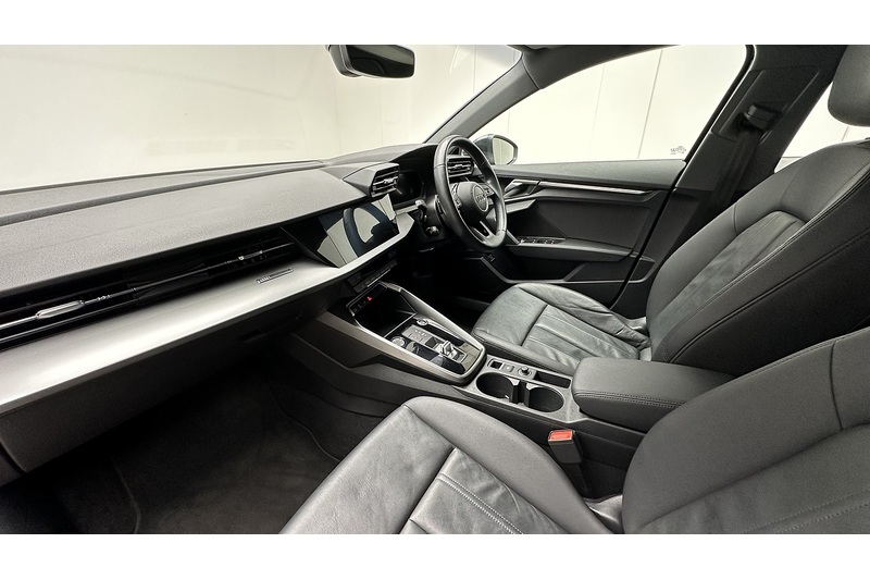 Audi A3 TFSIe Sport - U1869