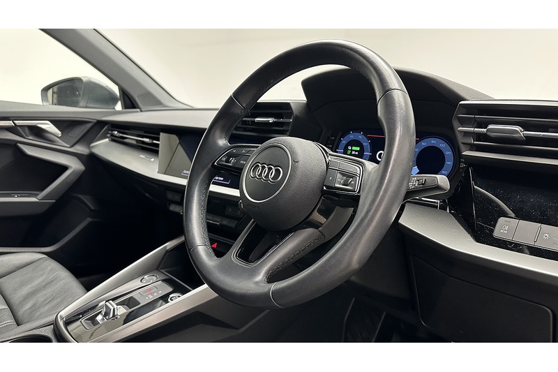 Audi A3 TFSIe Sport - U1869