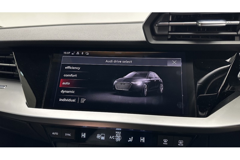 Audi A3 TFSIe Sport - U1869