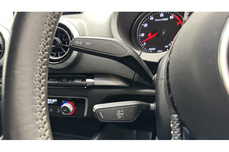 Audi A3 TFSI CoD S line - U1888