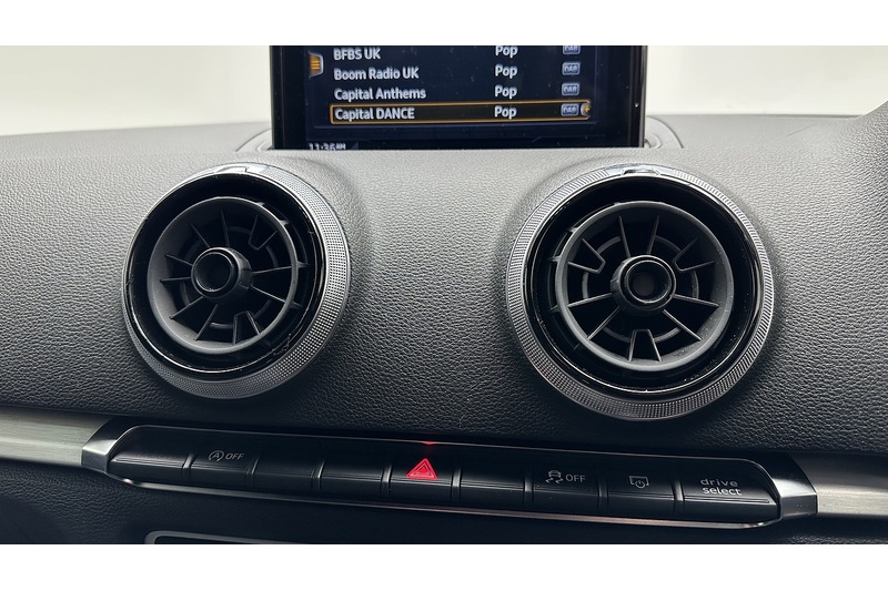 Audi A3 TFSI CoD S line - U1888