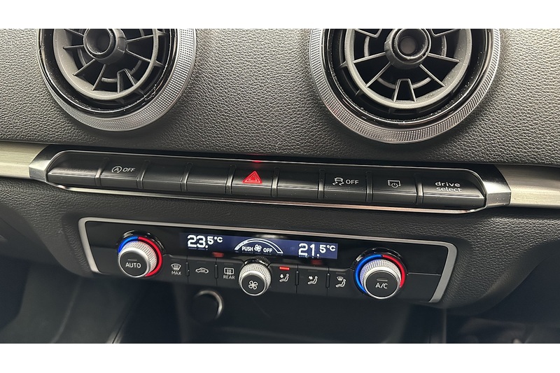 Audi A3 TFSI CoD S line - U1888