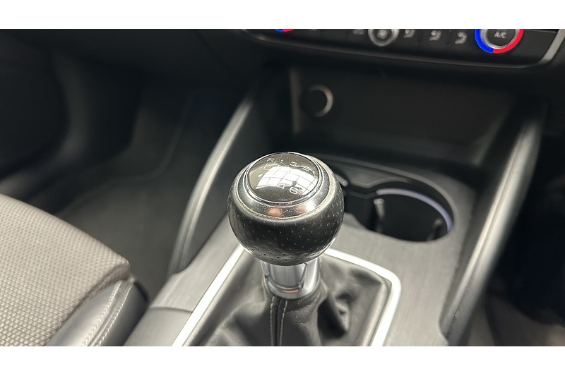 Audi A3 TFSI CoD S line - U1888