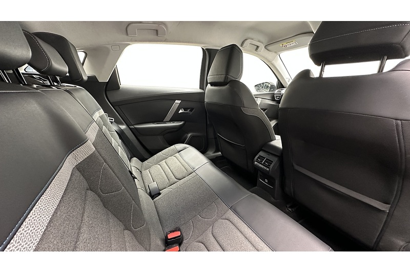 Citroen C4 PureTech Sense Plus - U1916