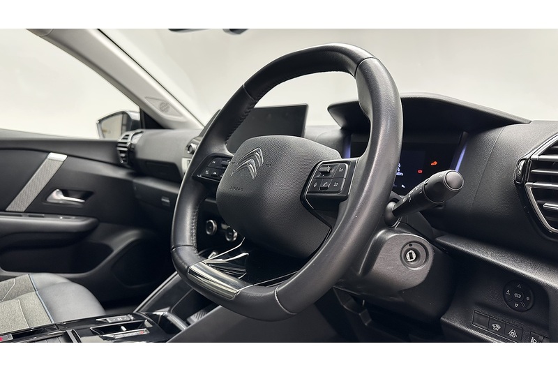 Citroen C4 PureTech Sense Plus - U1916