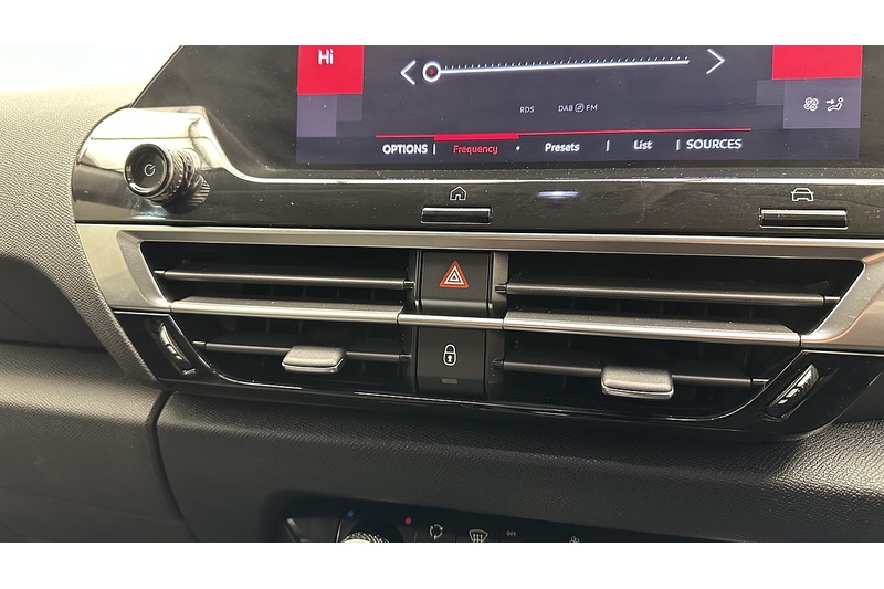 Citroen C4 PureTech Sense Plus - U1916