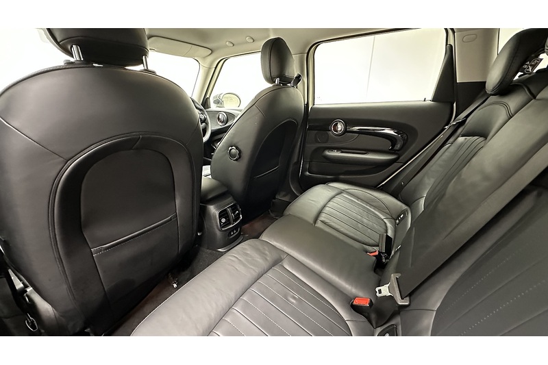 MINI Clubman Cooper Exclusive - U1920