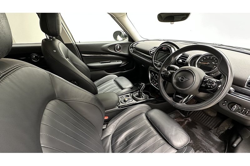 MINI Clubman Cooper Exclusive - U1920