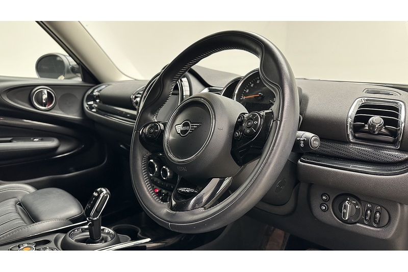 MINI Clubman Cooper Exclusive - U1920