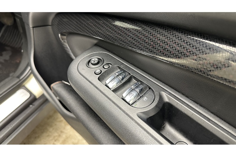 MINI Clubman Cooper Exclusive - U1920