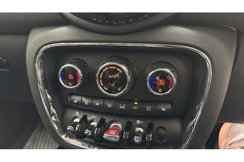 MINI Clubman Cooper Exclusive - U1920