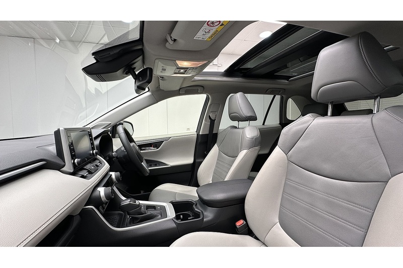 Toyota RAV4 VVT-h Excel - U1921