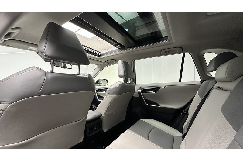 Toyota RAV4 VVT-h Excel - U1921