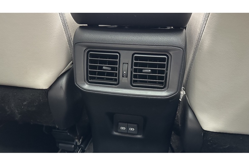 Toyota RAV4 VVT-h Excel - U1921