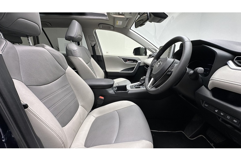 Toyota RAV4 VVT-h Excel - U1921