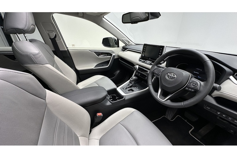 Toyota RAV4 VVT-h Excel - U1921