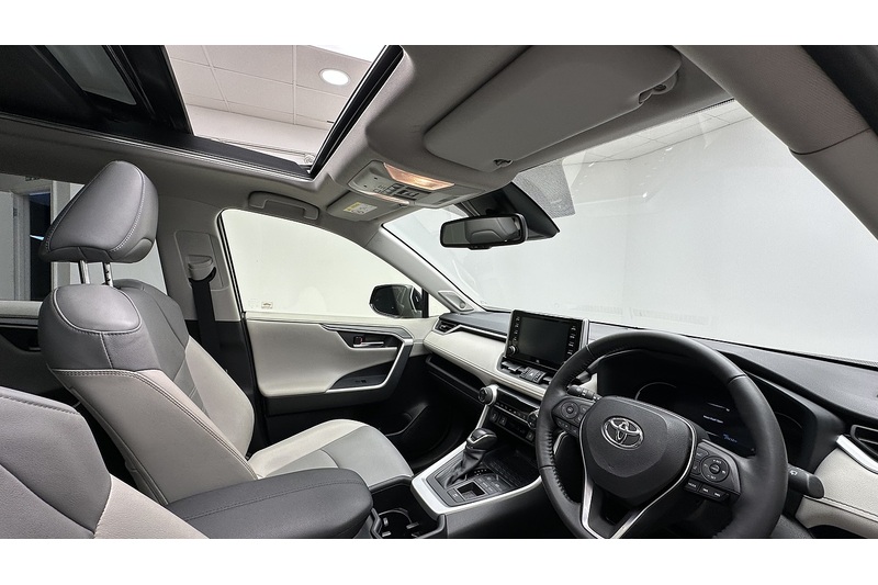 Toyota RAV4 VVT-h Excel - U1921
