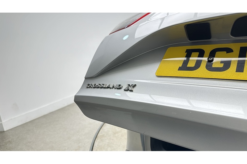 Vauxhall Crossland X SE - U1934