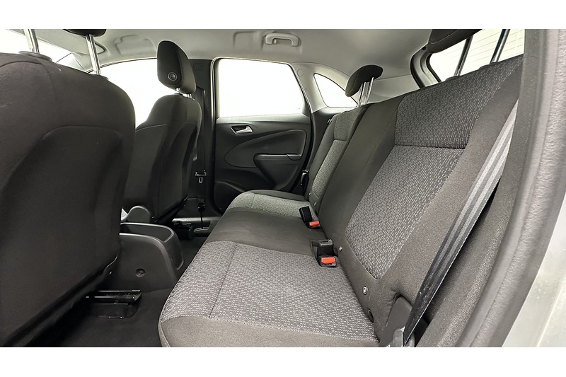 Vauxhall Crossland X SE - U1934