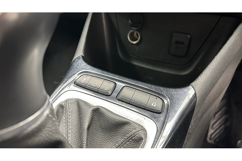 Vauxhall Crossland X SE - U1934