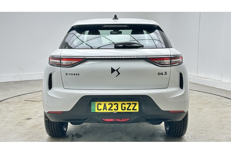 DS AUTOMOBILES DS 3 E-TENSE Performance Line - U1938